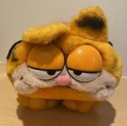ねむねむねこ