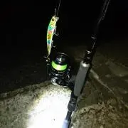 海の釣り人