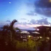 ひ　親切丁寧をモットーにしています。