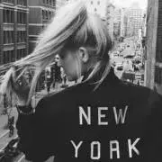 NY《即購入可能》の画像