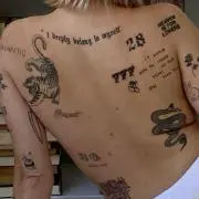 vvvの画像