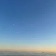 なるやの画像