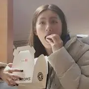 よんの画像