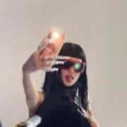 mo