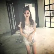 な