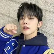 TXT TOMORROW Light ヒュニンカイ ラキドロ 特典 - メルカリ