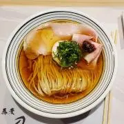 なか