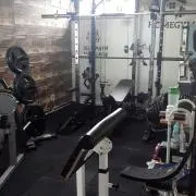 きんに君