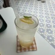 yの画像