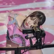 ユ