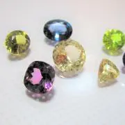 プラヴァラトナの画像