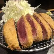 ななこ