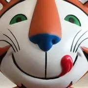 とにらふ