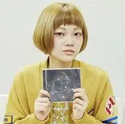 ベースの人の画像