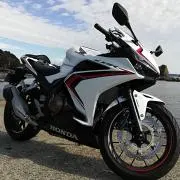 VR05
