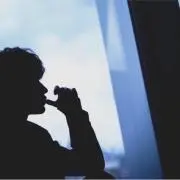 えくぼの画像