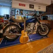 25年前に閉店したレコード屋の画像