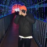 よしあき