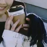 み