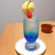 モナモナ