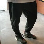 ひじの画像