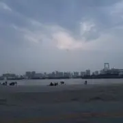 りの画像