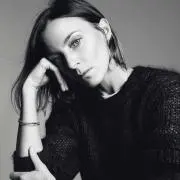 PHOEBE PHILO｜プロフ事前必読の画像