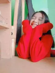 Selena31