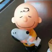 きぃ