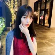 由美