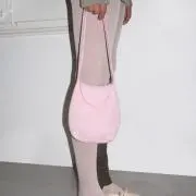 uの画像