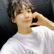 yu⟡.·*.の画像