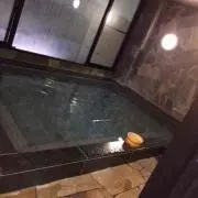 いーけん