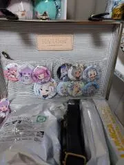 hololive 5th fes. ランダムホログラム缶バッジ 猫又おかゆ - メルカリ