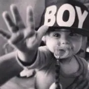 M♔
