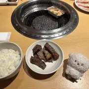 焼肉と寿司だけ交互に食べたいの画像