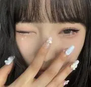 ★★★