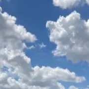 ひこうきぐもの画像