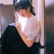 ななこ