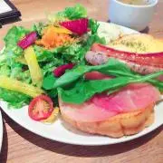 ひろもも