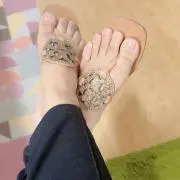 エミ