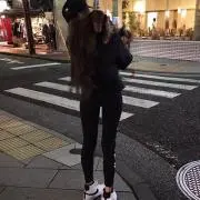 E,の画像