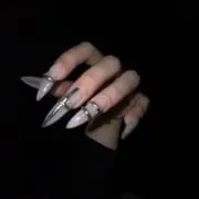 +の画像