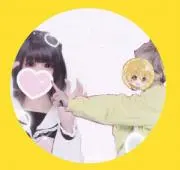 せ な