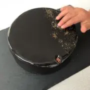 ま