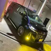 ★★★