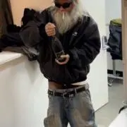 ばびろんさん　プロフィール必須の画像