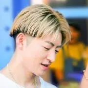 Y.Yღの画像