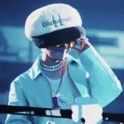 ツキ☪ ‎