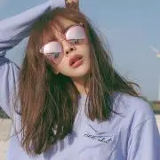 Tinaの画像